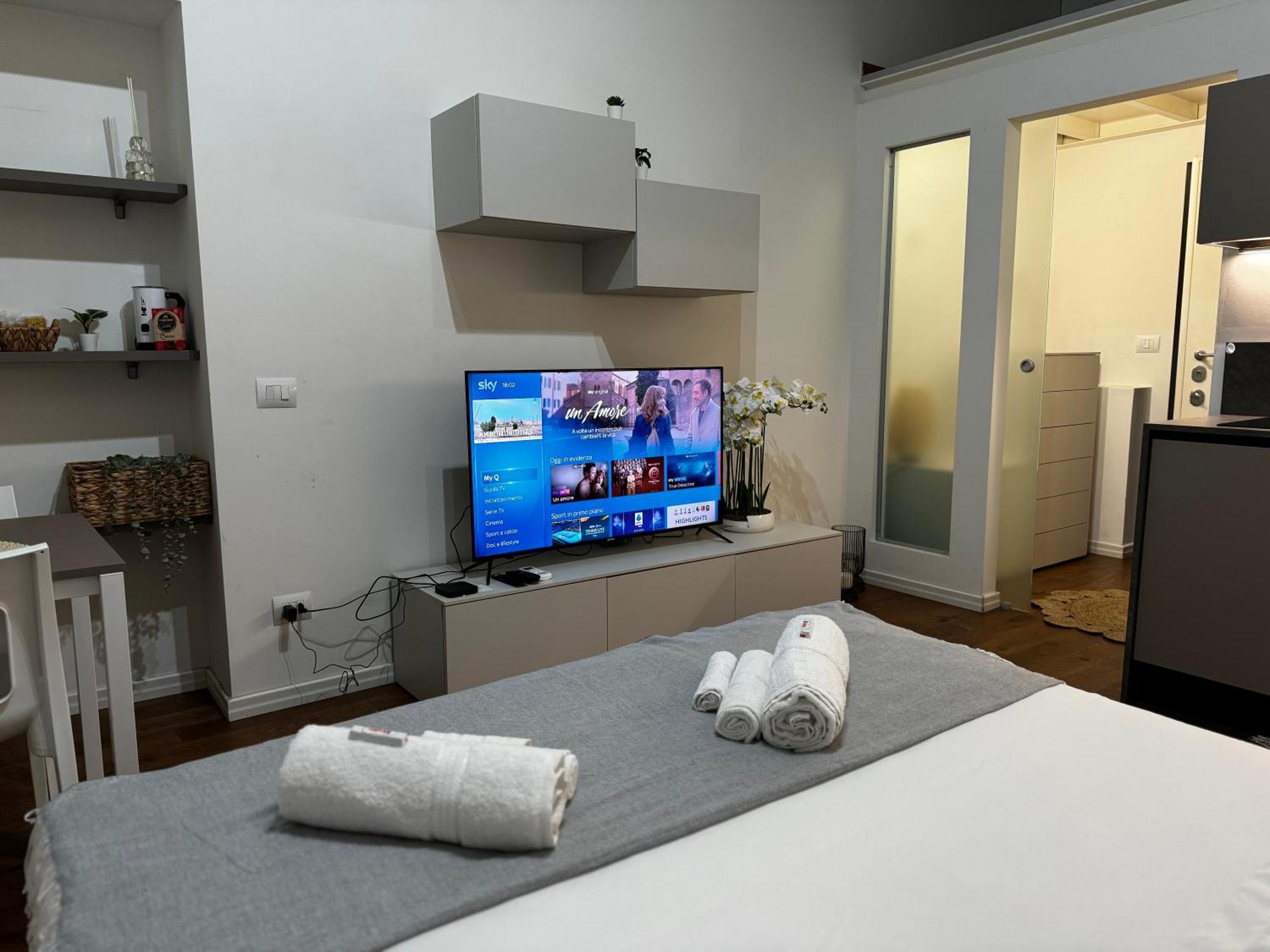 Апартаменти Regina Milano In Corso Lodi - Sky Tv, Wifi E Breakfast Box Екстер'єр фото