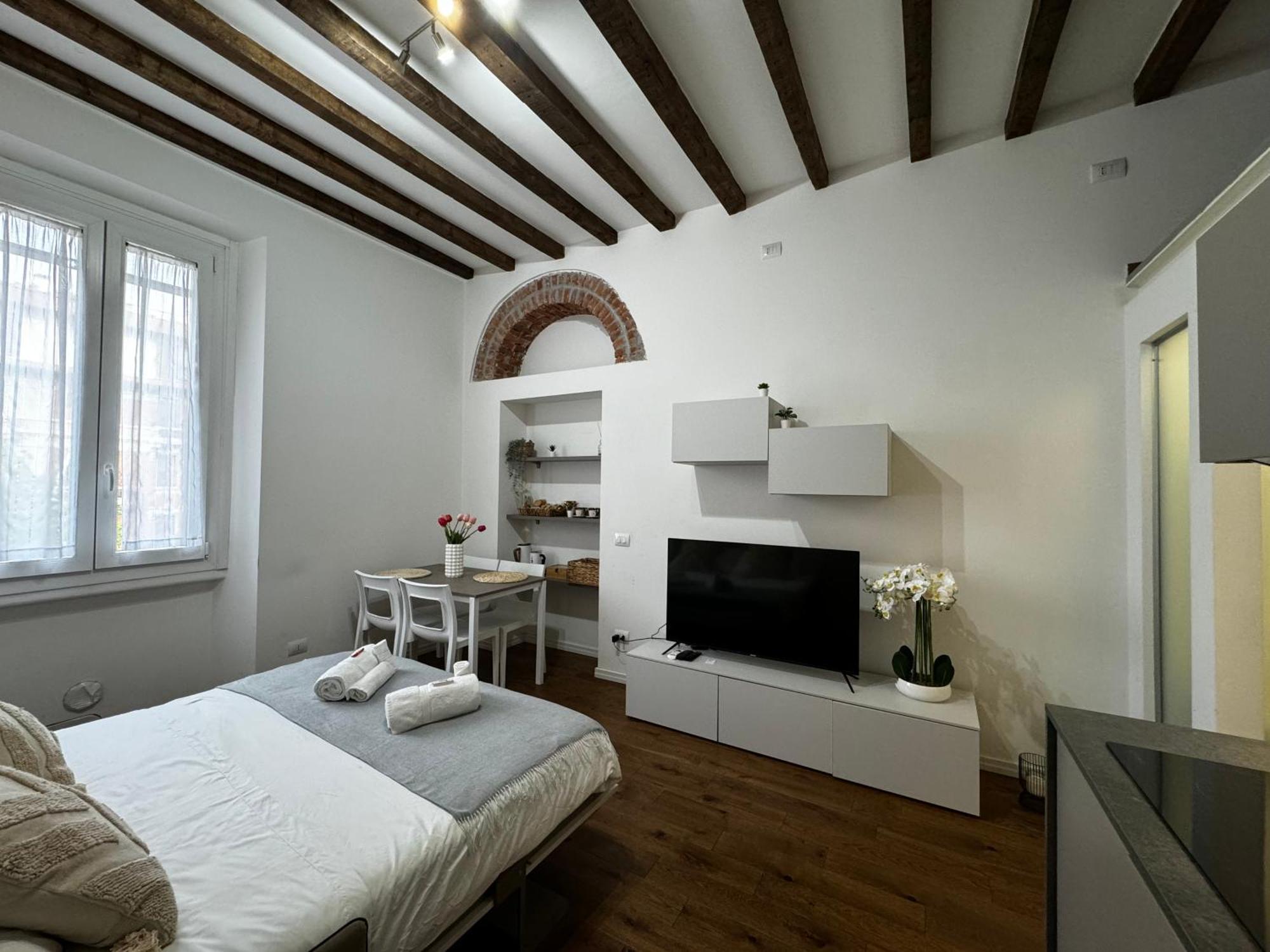 Апартаменти Regina Milano In Corso Lodi - Sky Tv, Wifi E Breakfast Box Екстер'єр фото
